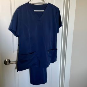 Navy Scrub Set, Large Top, Medium Tall Pants